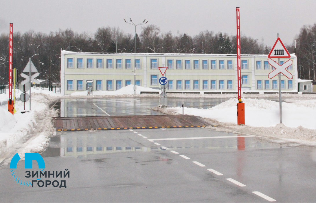 Participants of the Winter City technology contest had first test drives Participants of the Winter City technology contest had first test drives